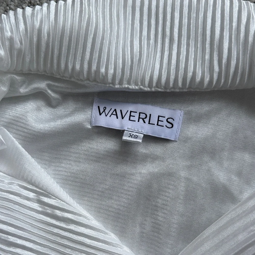 Waverles Pleats Please XS + feather cuffs - Picture 4 of 9